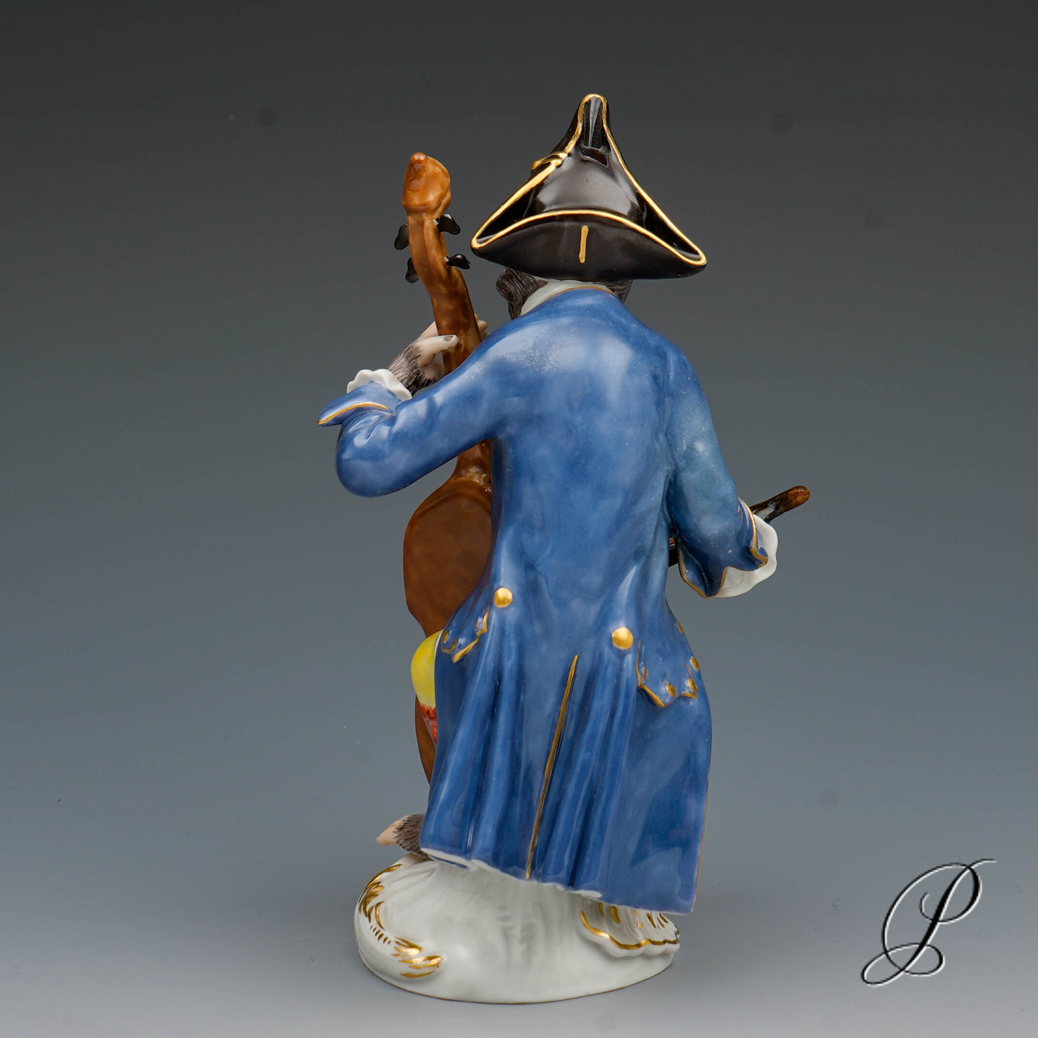 Figur Meissen 1.Wahl aus der Affenkapelle der Baßgeiger – Bild 6