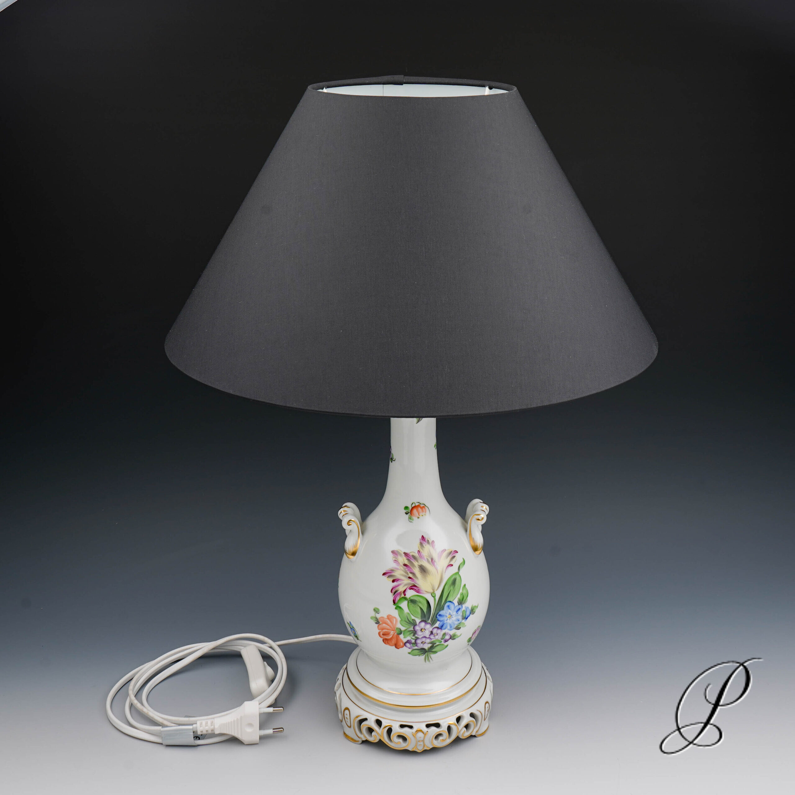 wunderschöne Lampe Herend mit Blumenmalerei