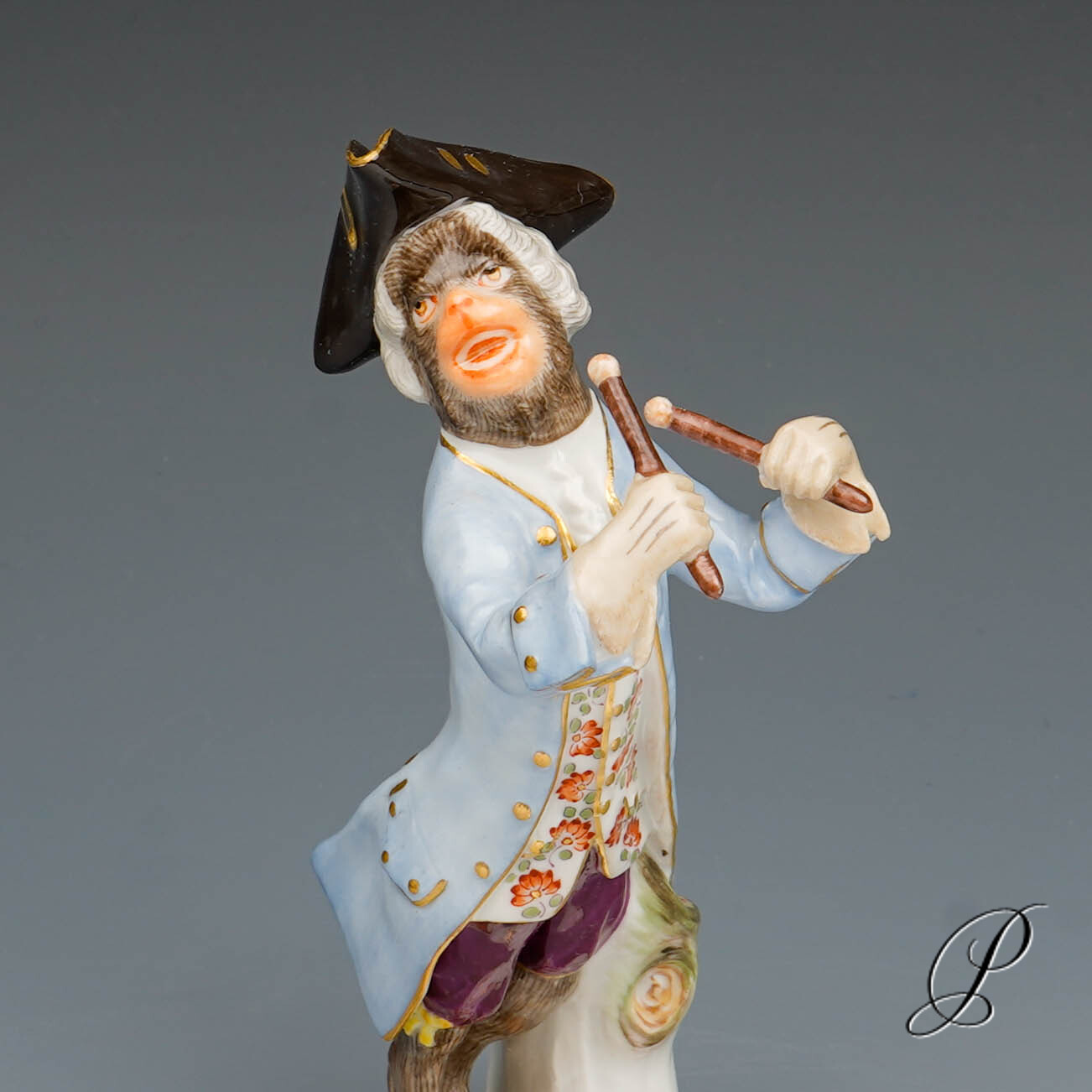 Meissen Figur 1.Wahl der Paukenschläger aus der Affenkapelle – Bild 3