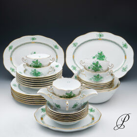 Herend Speiseservice im Dekor Apponyi grün für 6 Personen