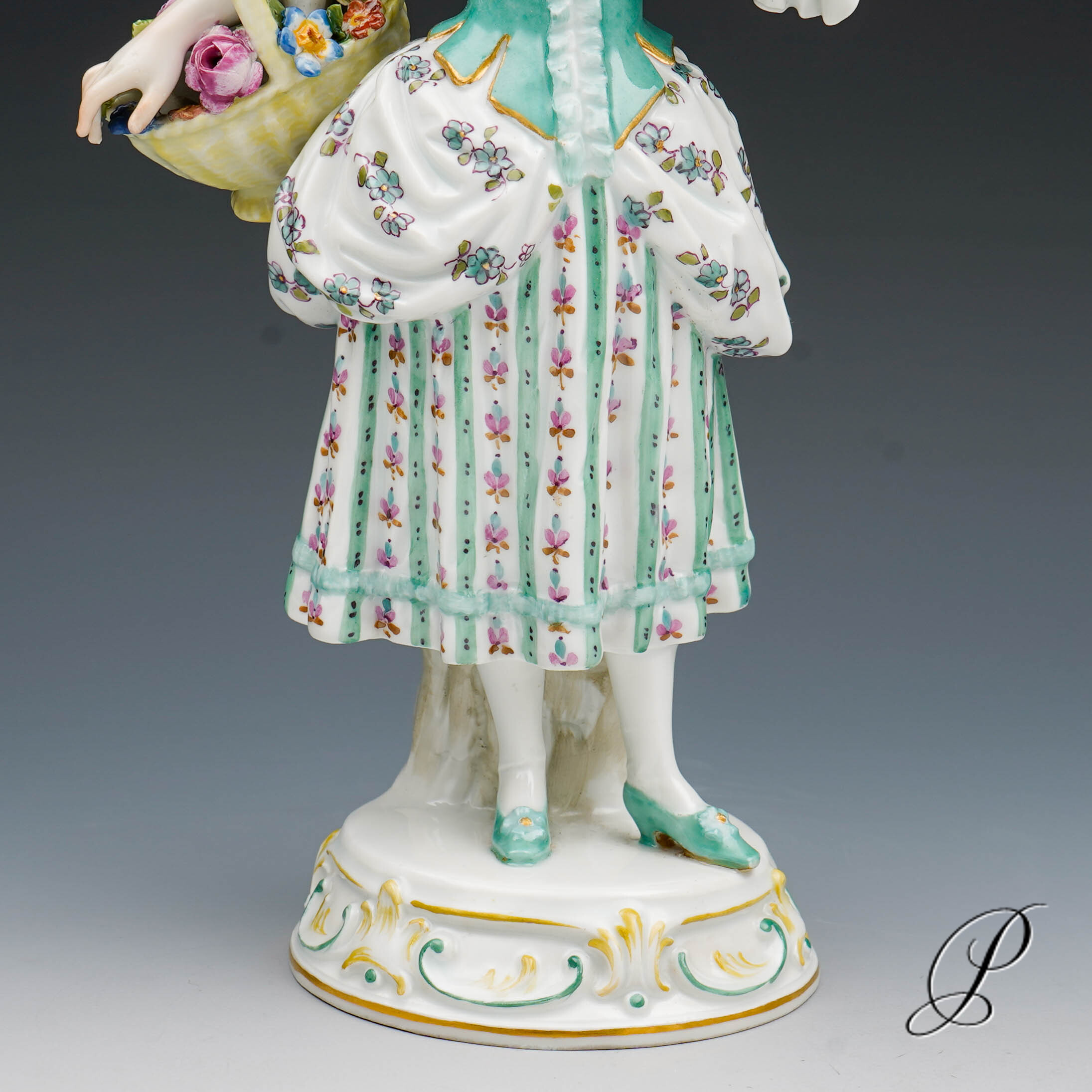 wunderschöne und seltene Figur Meissen "Dame mit Blumenkorb" von August Herzig – Bild 2