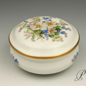 dose_weisse_blumen1