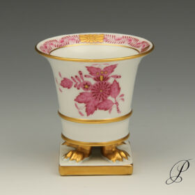 fuesschenvase_herend_apponyi_purpur1
