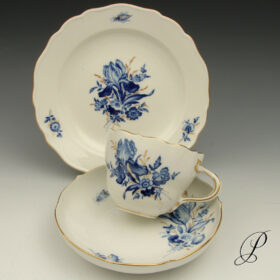 kaffeegedeck_blaue_blume_drei1