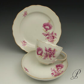 kaffeegedeck_blume_purpur_auktion1