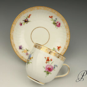 kaffeegedeck_kpm_eins1