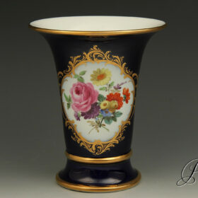 vase_kelch_blau_bukett1